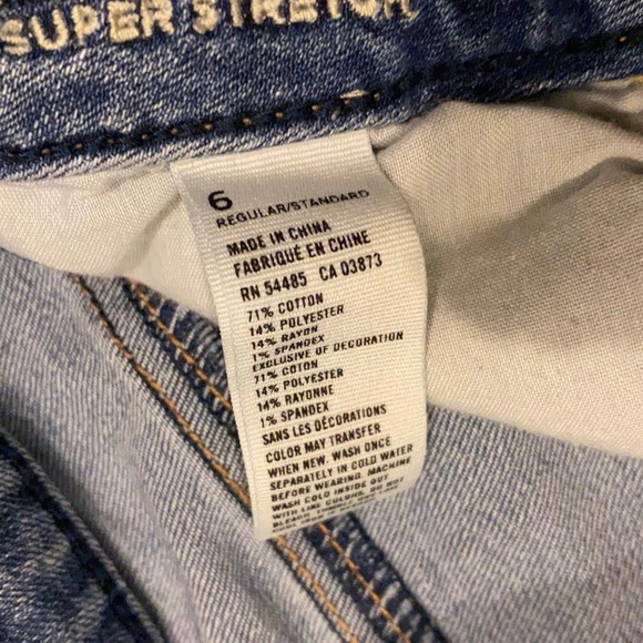 4 jeans for $40 Good condition - Picture 5 of 10